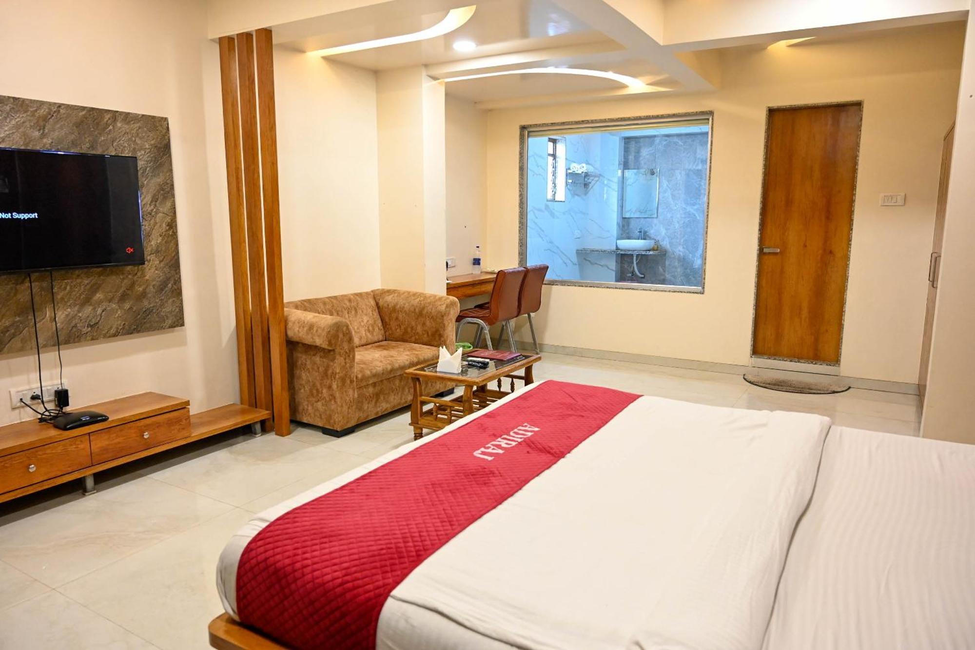 Adiraj Residency Hotel Nova Bombaim Exterior foto