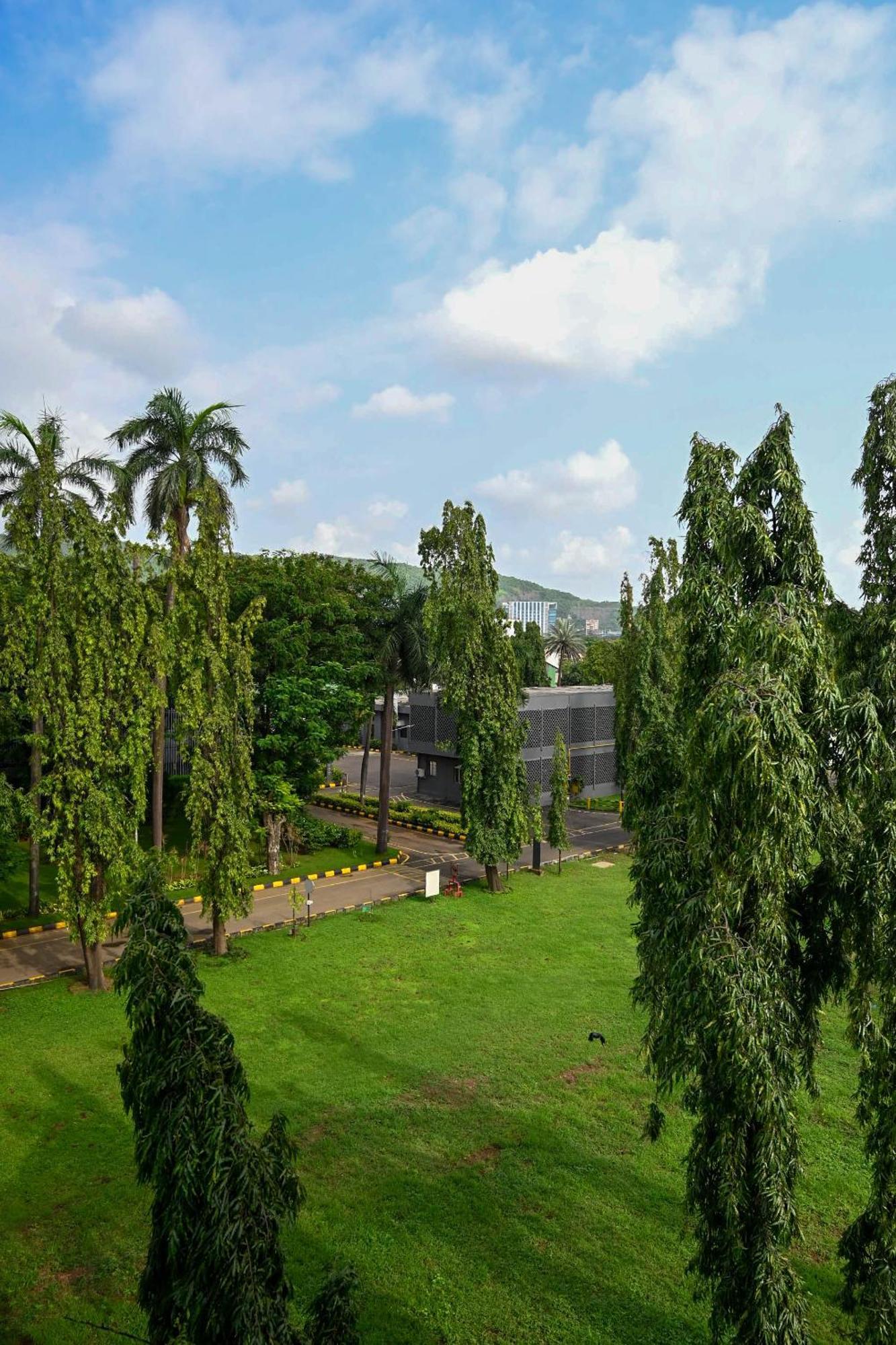 Adiraj Residency Hotel Nova Bombaim Exterior foto